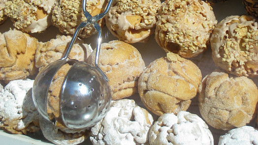 Schneeballen, sněhové koule z bavorských vánočních trhů zvládnete i doma. Stačí sedm ingrediencí a dezert se rozplývá na jazyku