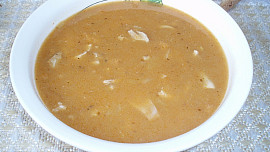 Dršťková polévka z vepřových žaludků