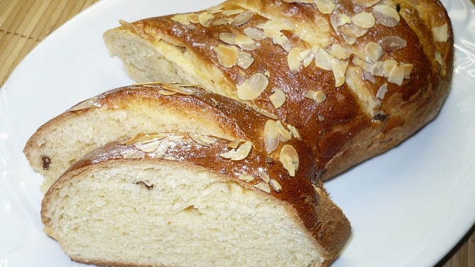 Cukrářská vánočka (mazanec)