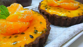 Mascarpone koláčky s exotickým přelivem