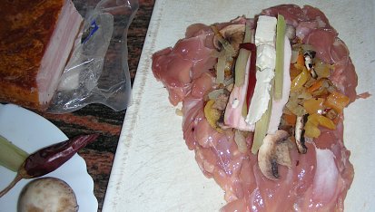 Kuřecí závitky s rebarborou a balkánskym sýrem