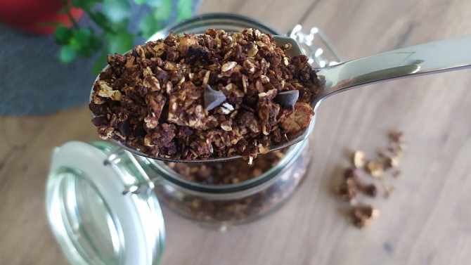 Čokoládová granola
