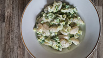 Gnocchi s brokolicí, nivou a zakysanou smetanou